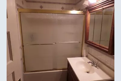 61-63 Dexter St #2, Springfield, MA 01105 - Photo 5