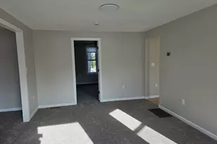 284 School St, Whitman, MA 02382 - Photo 17