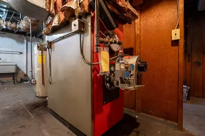 179 Carver, Springfield, MA 01108 - Photo 33