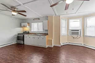 335 Washington St, Haverhill, MA 01832 - Photo 5