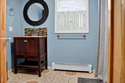 27 Beech St, Tyngsborough, MA 01879 - Photo 21