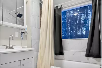 27 Beech St, Tyngsborough, MA 01879 - Photo 17