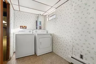 253 W Squantum St, Quincy, MA 02171 - Photo 33