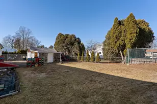 253 W Squantum St, Quincy, MA 02171 - Photo 39