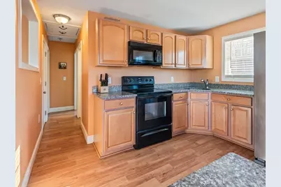 75 Lawrence St, Northborough, MA 01532 - Photo 19