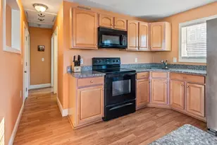 75 Lawrence St, Northborough, MA 01532 - Photo 19