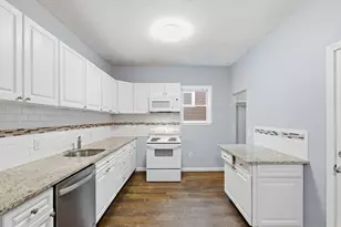 133 Marlborough St, Chelsea, MA 02150 - Photo 9