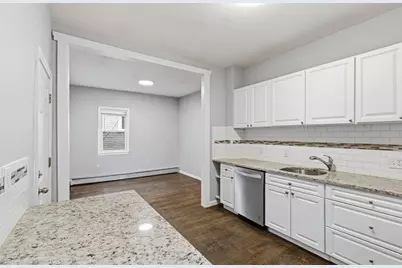 133 Marlborough St, Chelsea, MA 02150 - Photo 11