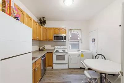 133 Marlborough St, Chelsea, MA 02150 - Photo 5