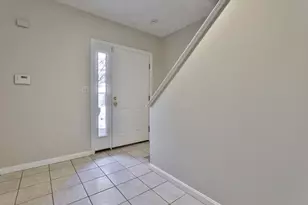 34 Groveland Commons Way, Groveland, MA 01834 - Photo 3