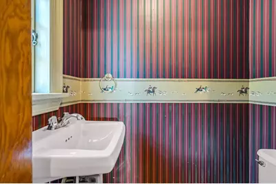 33 Emerson Rd, Longmeadow, MA 01106 - Photo 5