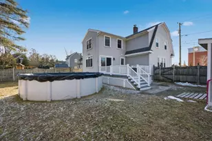 45 Lowell St, Woburn, MA 01801 - Photo 33