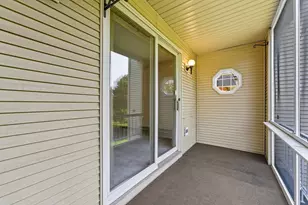 41 W Summit St, South Hadley, MA 01075 - Photo 15