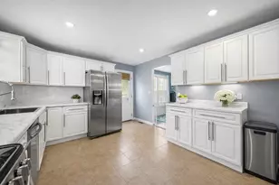 36 Azalea Ln, Marlborough, MA 01752 - Photo 11