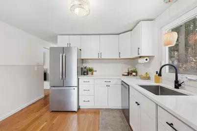 183 Ventura, Ludlow, MA 01056 - Photo 15