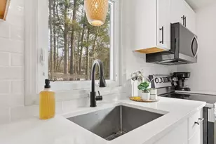 183 Ventura, Ludlow, MA 01056 - Photo 17