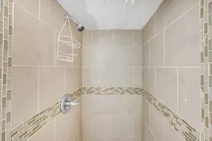 63 Lawton St, Springfield, MA 01109 - Photo 29