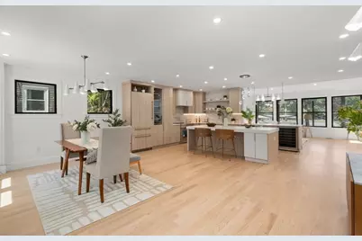 216 Aspinwall Ave #3, Brookline, MA 02446 - Photo 5