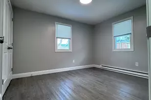 95 Orpheum Ave, Springfield, MA 01118 - Photo 9