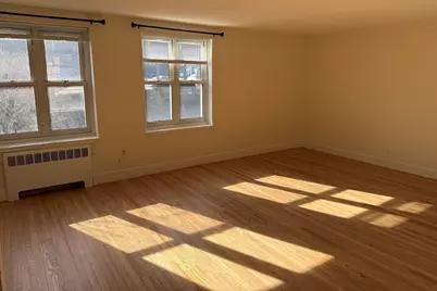 136 Boylston #1, Newton, MA 02467 - Photo 7