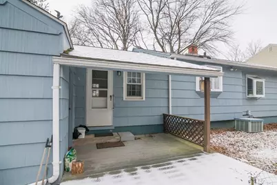 17 Randall Street, Chicopee, MA 01013 - Photo 5