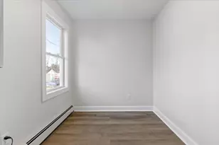 12 Franklin St, Weymouth, MA 02188 - Photo 9