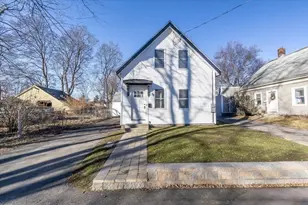 12 Franklin St, Weymouth, MA 02188 - Photo 1