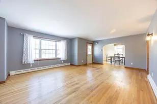 279 S Main St, Hopedale, MA 01747 - Photo 17