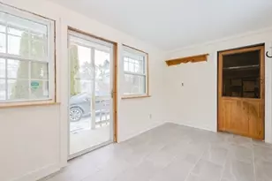 279 S Main St, Hopedale, MA 01747 - Photo 5