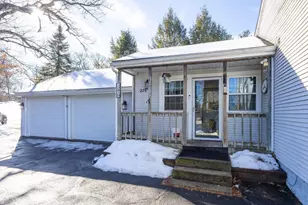 279 S Main St, Hopedale, MA 01747 - Photo 3