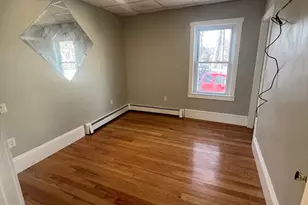 18 Menlo St, Brockton, MA 02301 - Photo 5