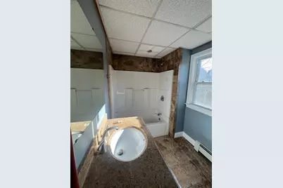 18 Menlo St #1, Brockton, MA 02301 - Photo 9