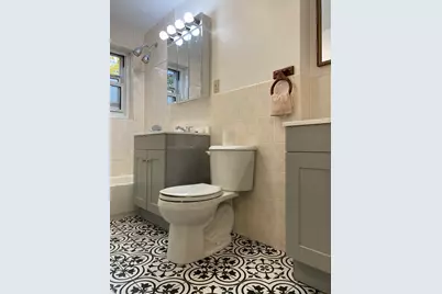 105 Chestnut St #2, Brookline, MA 02455 - Photo 5