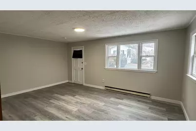 8 Sunrise Ave, Billerica, MA 01821 - Photo 3