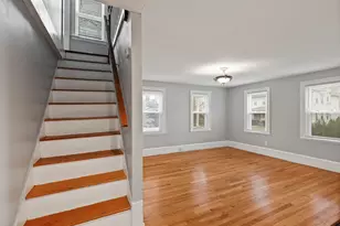 27 Kilby St, Woburn, MA 01801 - Photo 23