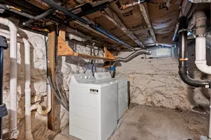 27 Kilby St, Woburn, MA 01801 - Photo 35