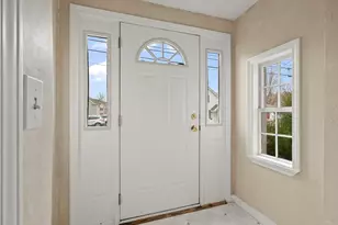 27 Kilby St, Woburn, MA 01801 - Photo 27