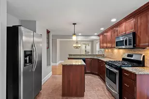 27 Kilby St, Woburn, MA 01801 - Photo 11