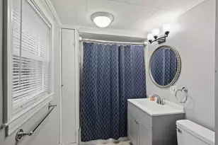 27 Kilby St, Woburn, MA 01801 - Photo 33