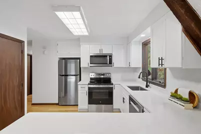 62 Brook St, Dunstable, MA 01827 - Photo 3