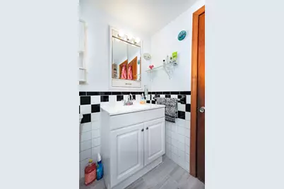 64 Rose Point Ave, Wareham, MA 02576 - Photo 17