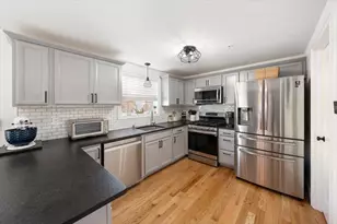 530 Mammoth Rd, Dracut, MA 01826 - Photo 7