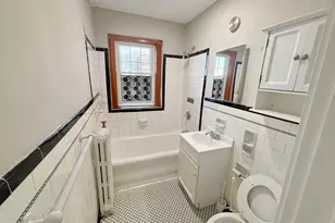 195 Thomas Burgin Pkwy, Quincy, MA 02169 - Photo 9