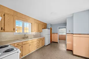 79 Alvarado Ave, Worcester, MA 01604 - Photo 9