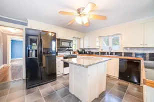 145 Center Rd, Dudley, MA 01571 - Photo 9