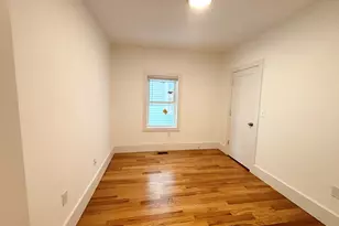 134 Bow St, Everett, MA 02149 - Photo 9