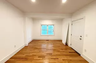 134 Bow St, Everett, MA 02149 - Photo 3