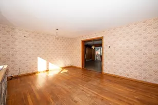 31 Cemetery St, Mendon, MA 01756 - Photo 9