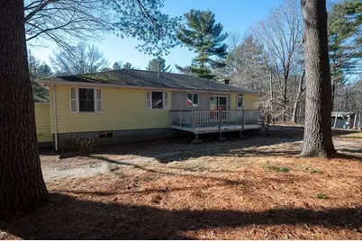 31 Cemetery St, Mendon, MA 01756 - Photo 33