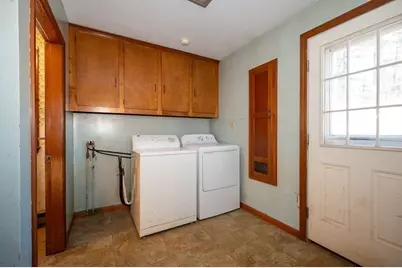 31 Cemetery St, Mendon, MA 01756 - Photo 21